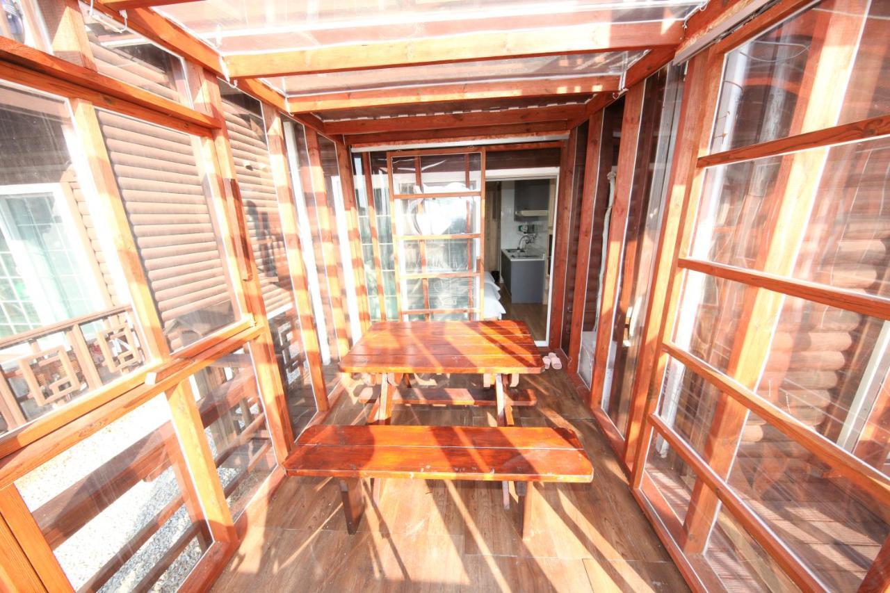 Park Jeong A Pension Ganghwa Exterior photo